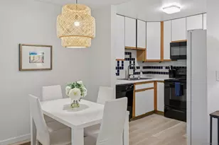 933 D Ave, Coronado, CA 92118 - Photo 7