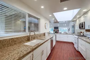 2152 Caminito Circulo Sur, La Jolla, CA 92037 - Photo 15