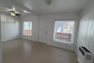 819 Seagirt Ct, San Diego, CA 92109 - Photo 13