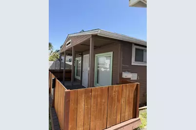  819-819 1/2 Seagirt Ct, San Diego, CA 92109 - Photo 3