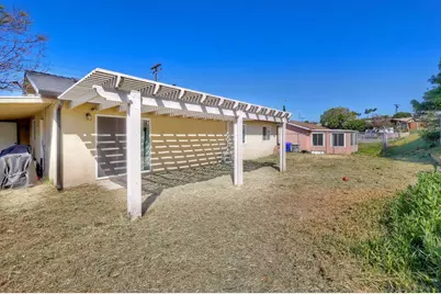  7889 Bloomfield Rd, San Diego, CA 92114 - Photo 23