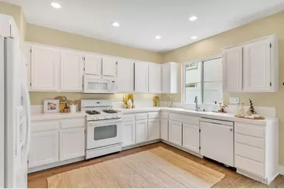  423 Cornwall Glen, Escondido, CA 92027 - Photo 13