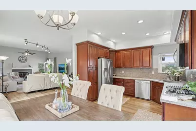  2042 Cherokee Lane, Escondido, CA 92026 - Photo 11