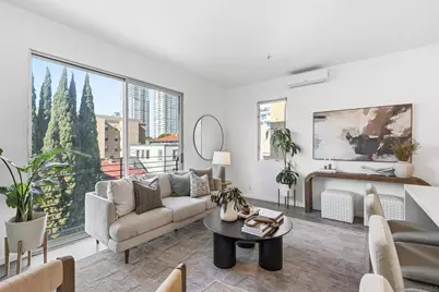  908 G St #17, San Diego, CA 92101 - Photo 1