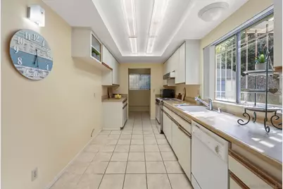  1014 E Bel Air Drive, Vista, CA 92084 - Photo 19