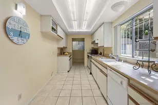 1014 E Bel Air Dr, Vista, CA 92084 - Photo 19