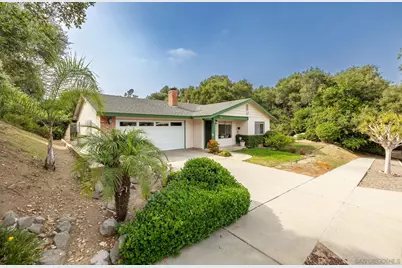  1014 E Bel Air Drive, Vista, CA 92084 - Photo 11