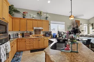 41245 Breckin, Murrieta, CA 92562 - Photo 37