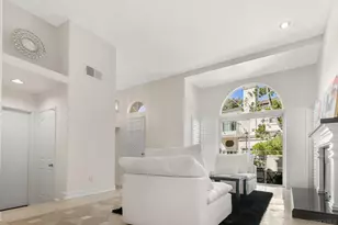 5117 Renaissance Ave, San Diego, CA 92122 - Photo 11