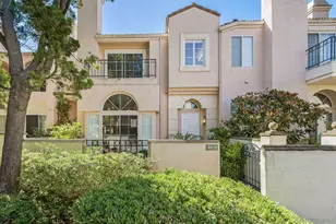 5117 Renaissance Ave, San Diego, CA 92122 - Photo 3