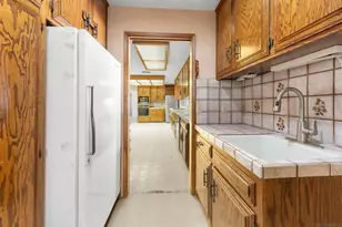 250 S Santa Rosa Ave, El Centro, CA 92243 - Photo 23