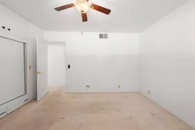  250 S Santa Rosa Ave, El Centro, CA 92243 - Photo 17