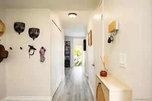 832 Kalpati Cir, Carlsbad, CA 92008 - Photo 5