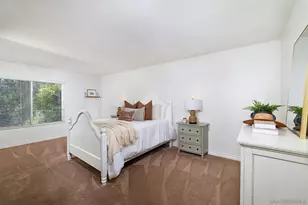 10585 Canyon Lake, San Diego, CA 92131 - Photo 19