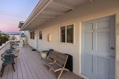  1318 S Pacific St, Oceanside, CA 92054 - Photo 5