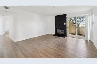  2077 Lakeridge Circle #104, Chula Vista, CA 91913 - Photo 5