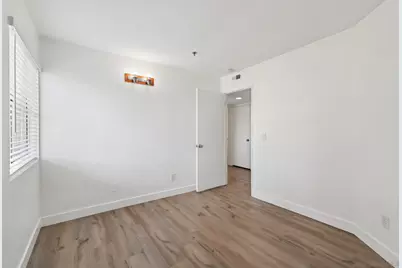  2077 Lakeridge Circle #104, Chula Vista, CA 91913 - Photo 29