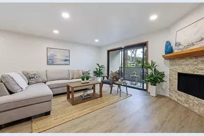  8860 Villa La Jolla Drive #217, La Jolla, CA 92037 - Photo 5