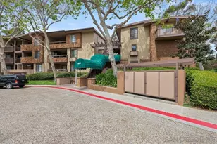 8860 Villa La Jolla Dr, La Jolla, CA 92037 - Photo 19