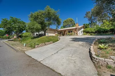  951 Beverly, Vista, CA 92084 - Photo 5