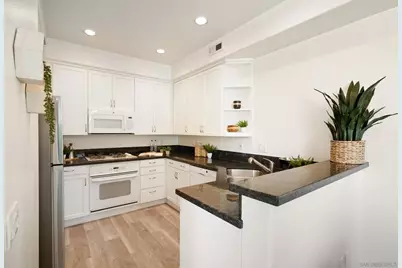  3696 Ruette De Ville, San Diego, CA 92130 - Photo 7