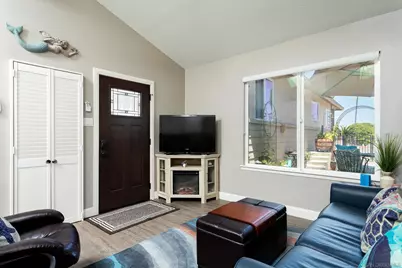  3634 Crown Point Drive, San Diego, CA 92109 - Photo 53