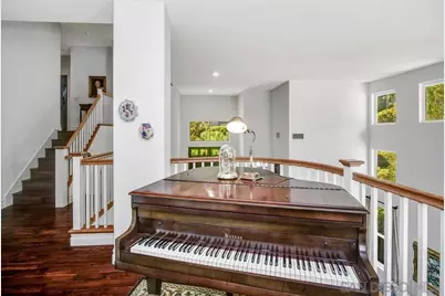  6061 Greenhedge Row, La Jolla, CA 92037 - Photo 29