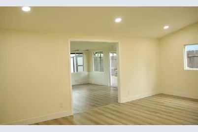  4956 Ocean View Blvd, San Diego, CA 92113 - Photo 9