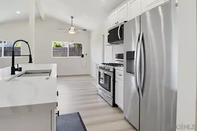  4965 Ocean View Blvd, San Diego, CA 92113 - Photo 15