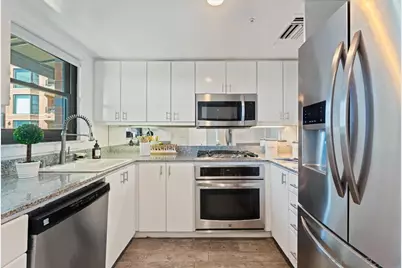  500 W Harbor Dr. #624, San Diego, CA 92101 - Photo 11