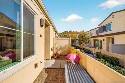  307 Seedling Way, Fallbrook, CA 92028 - Photo 3