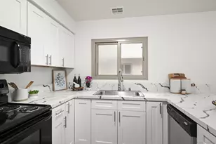 2640 Worden St, San Diego, CA 92110 - Photo 25