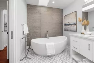 16902 Via De Santa Fe, Rancho Santa Fe, CA 92067 - Photo 23