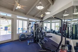 3999 Crown Point Dr, San Diego, CA 92109 - Photo 17