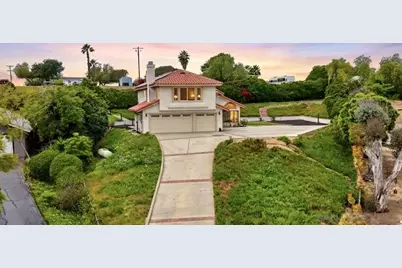  1402 Broken Arrow, Fallbrook, CA 92028 - Photo 1