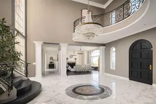 18136 Via Ascenso, Rancho Santa Fe, CA 92067 - Photo 3