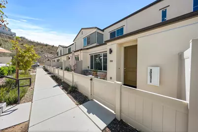  320 Satsuma Trail, Fallbrook, CA 92028 - Photo 3