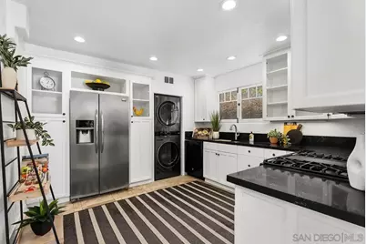  116 E El Portal, San Clemente, CA 92672 - Photo 9