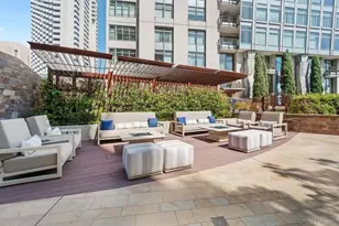 645 Front St, San Diego, CA 92101 - Photo 45