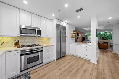  700 W Harbor Drive #TH5, San Diego, CA 92101 - Photo 17