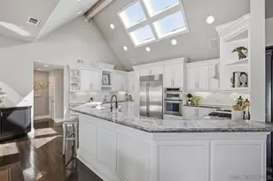 945 Bay Cir, Coronado, CA 92118 - Photo 13