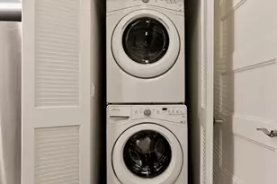 1056 Pearl St, La Jolla, CA 92037 - Photo 11