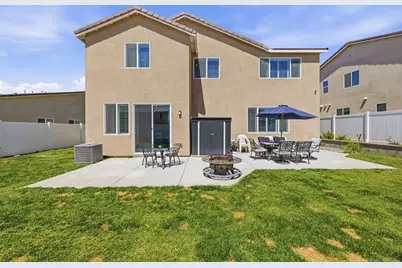  30205 Chamonix Cir, Menifee, CA 92585 - Photo 13