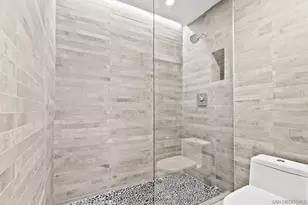 2556 Navarra Dr, Carlsbad, CA 92009 - Photo 29