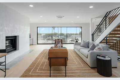  2623 Ocean Front Walk, San Diego, CA 92109 - Photo 13
