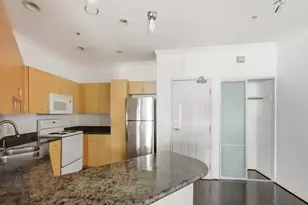 1501 Front St, San Diego, CA 92101 - Photo 11