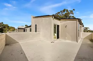 8745 Caminito Sueno, La Jolla, CA 92037 - Photo 25