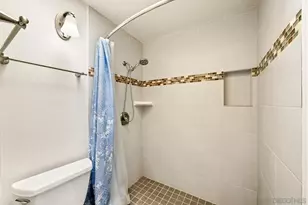 8745 Caminito Sueno, La Jolla, CA 92037 - Photo 27