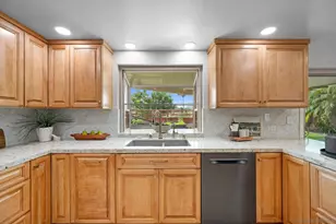 11479 Grassy Trail Dr, San Diego, CA 92127 - Photo 17