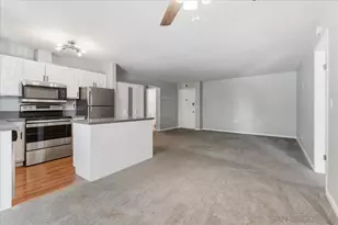 7855 Cowles Mountain Ct, San Diego, CA 92119 - Photo 5